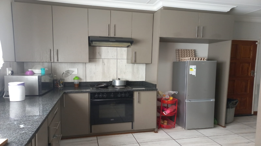 3 Bedroom Property for Sale in Baillie Park North West